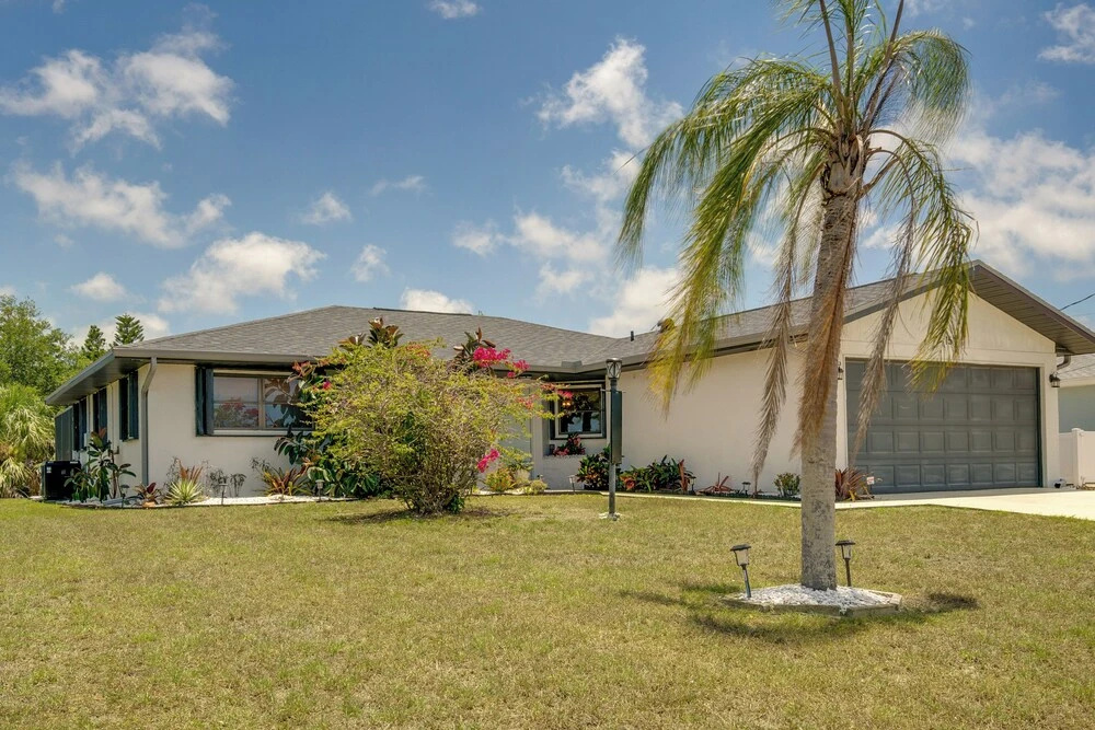 Tee Times & Beach Vibes! Rotonda West Home w/ Pool