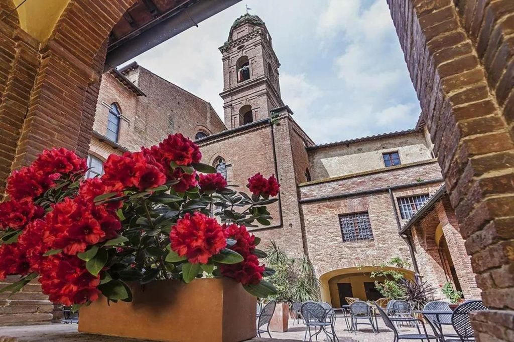 Il Chiostro del Carmine - 2