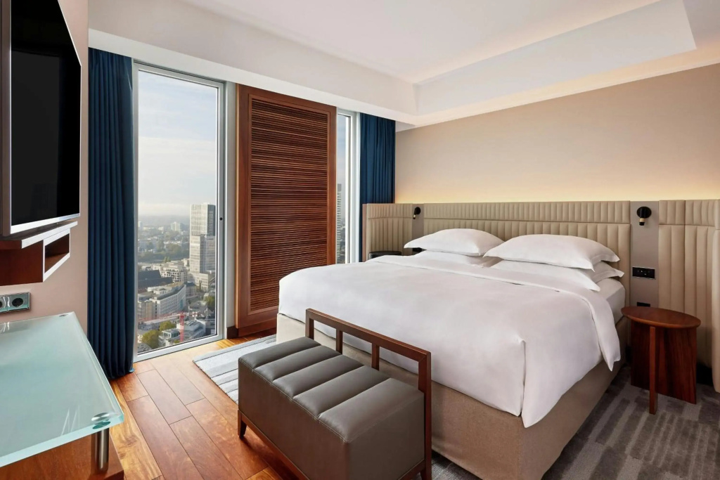 Majestic City Retreat Hotel — фото
