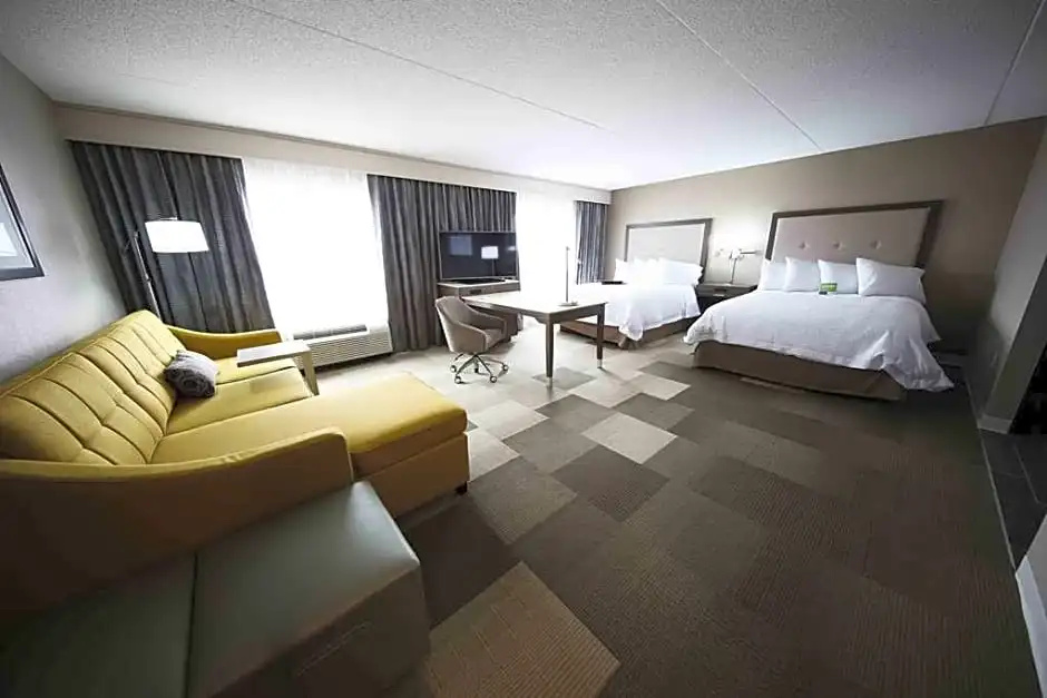 Quadruple Suite