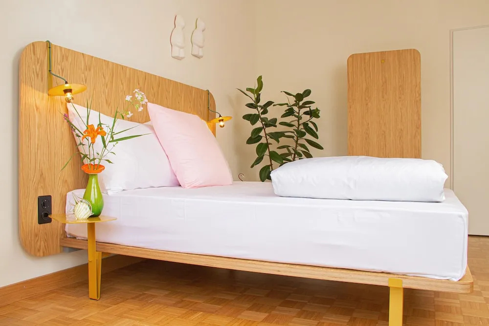 2 Bedrooms Standard Family room