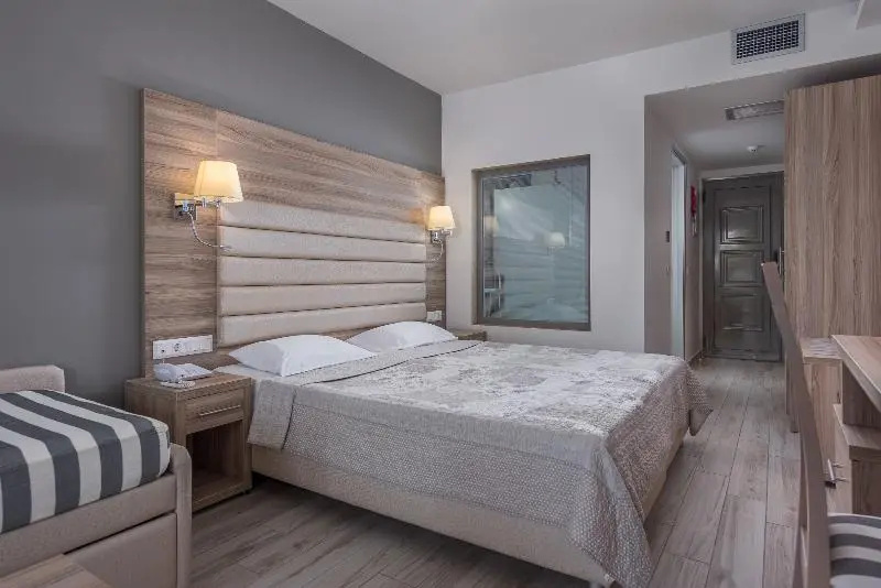 Dionysos Hotel & Suites - Chambres