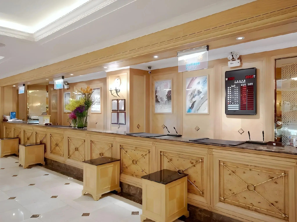 Cosmos Hotel Taipei