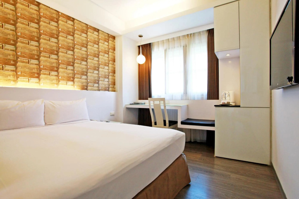 Yes Hotel — 5