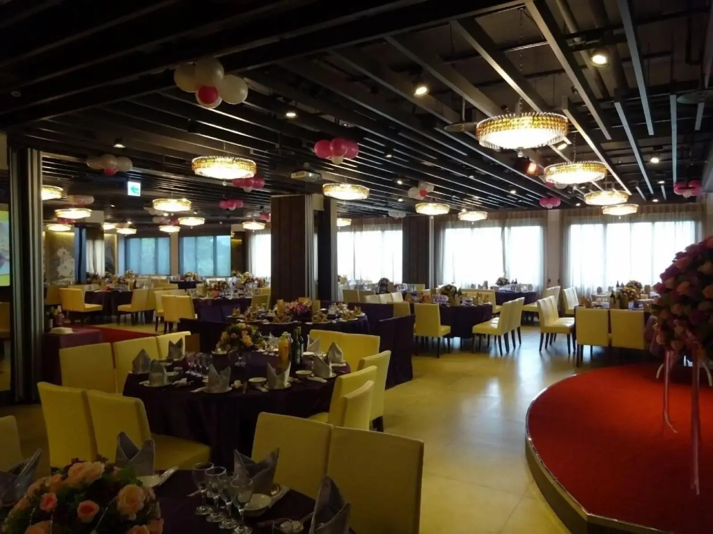 Renyi Lake Hotel - Général