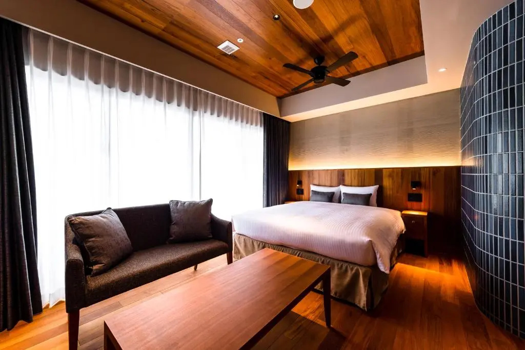 Superior Double room (full double bed)