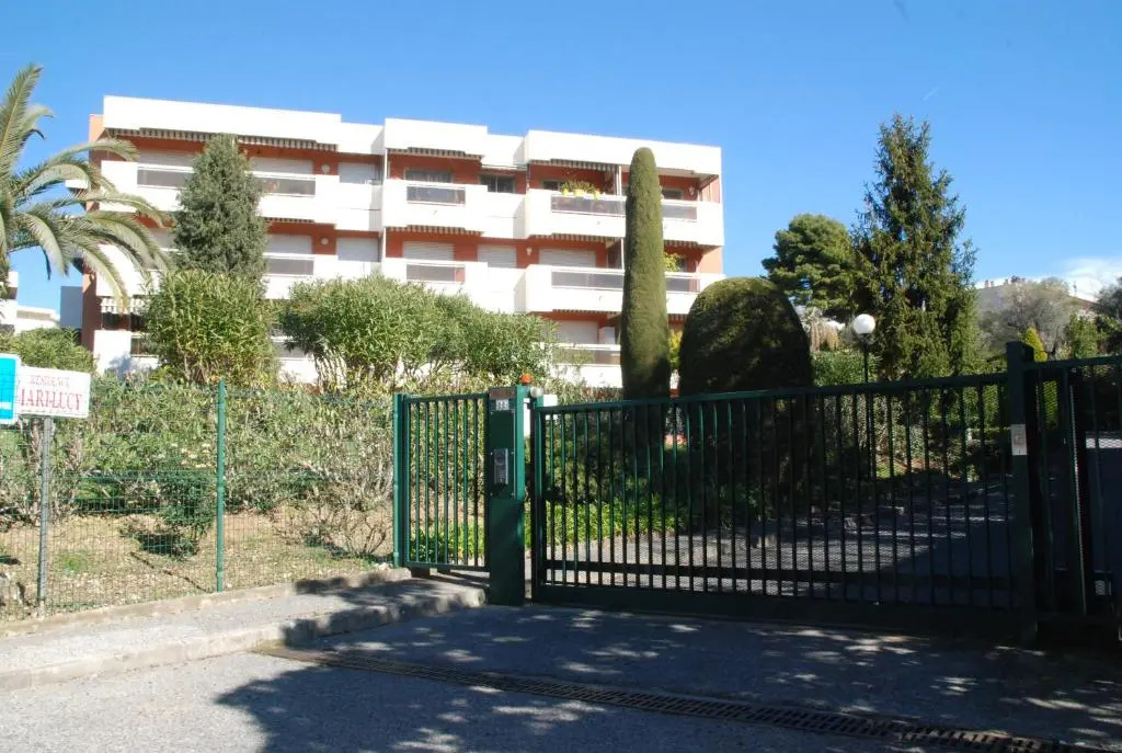 Studio - Juan les pins - proximité plages