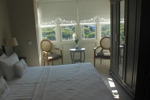 Balcony & Terrace