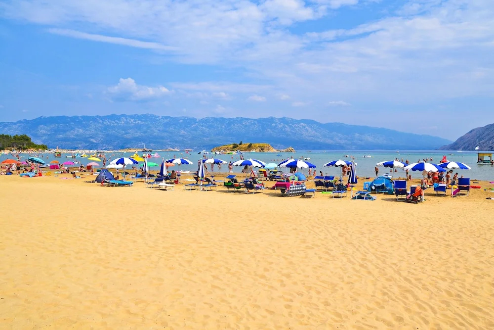 Beach & Waterfront