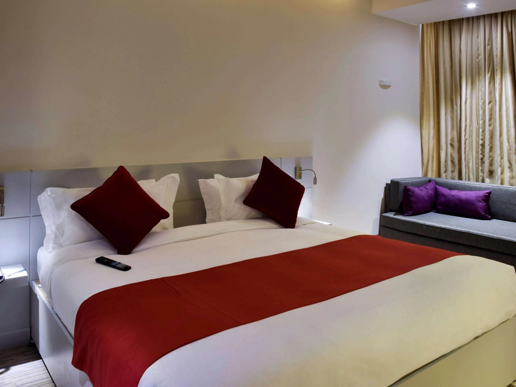Отель Sunday Hotel Al Olaya Formerly Novotel Suites Riyadh Centre в Эр-Рияде
