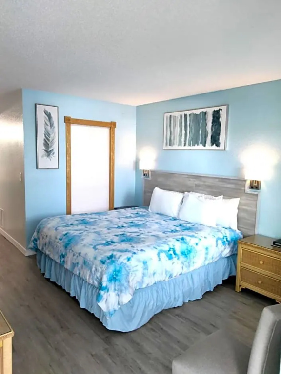 Standard Double room (full double bed)