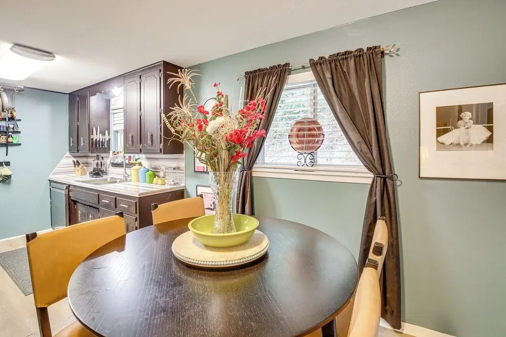 Walk to Bathhouse Row: Dog-friendly Home! — фото 4