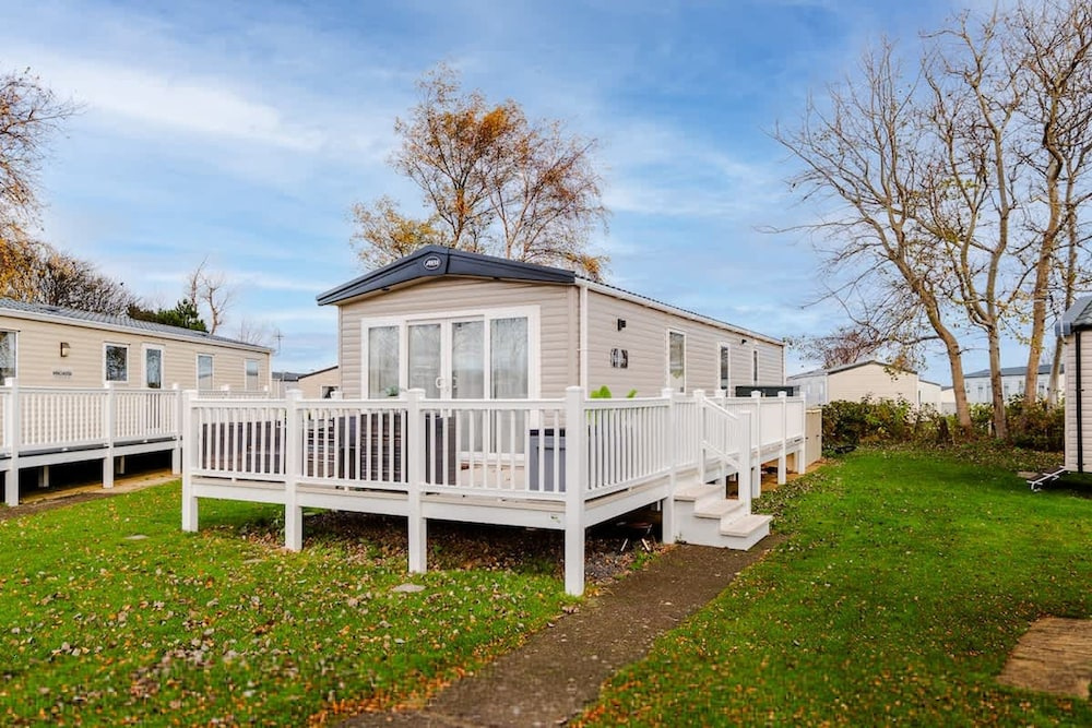 3-bed Caravan - Seton Sands - by Holiday Homes