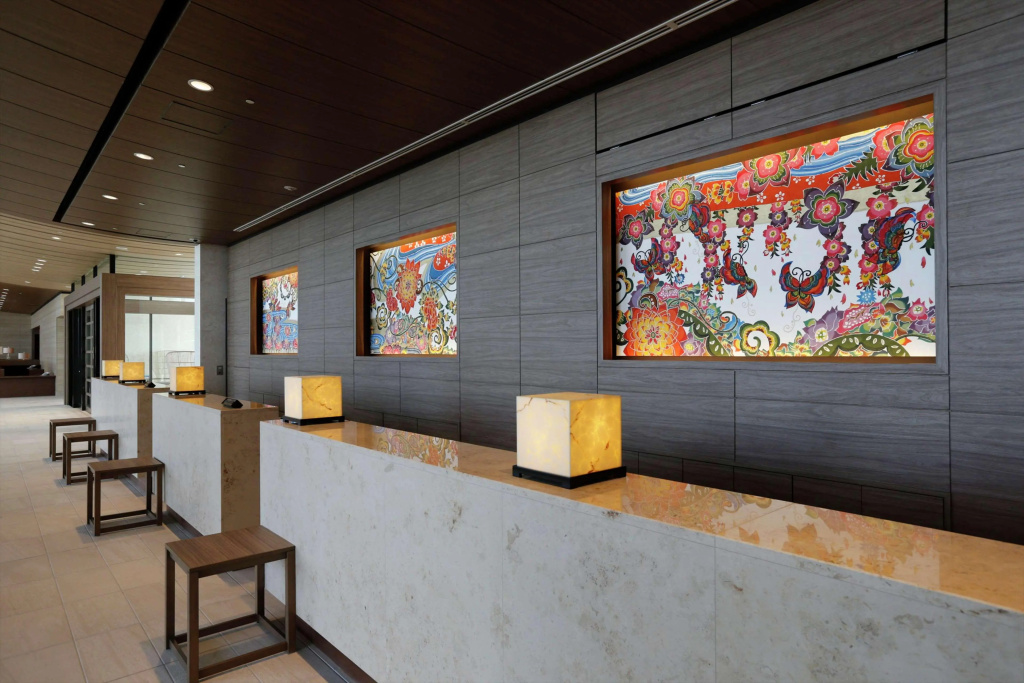 Lobby & Reception