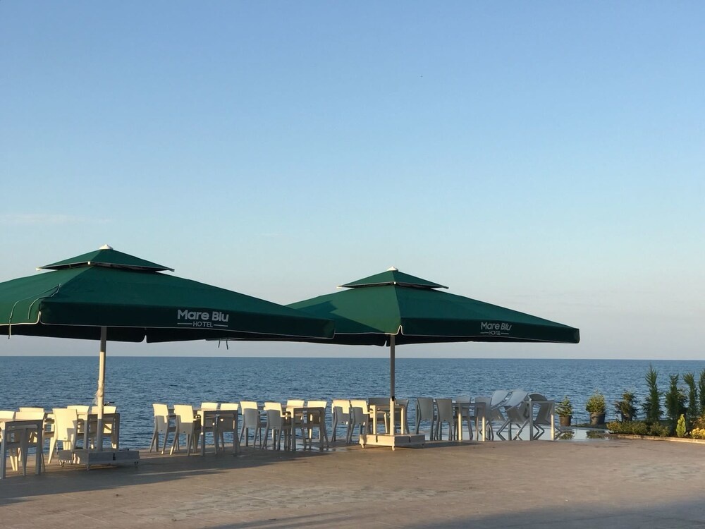 Beach & Waterfront