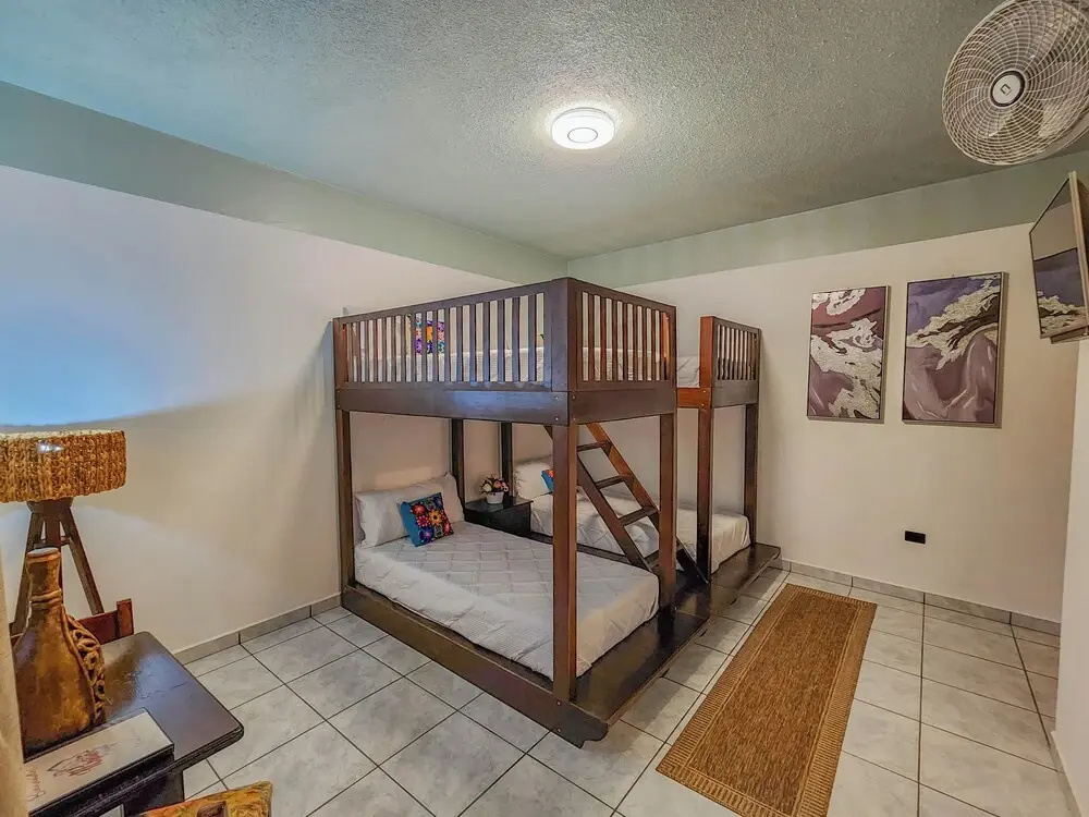 Economy Quadruple room