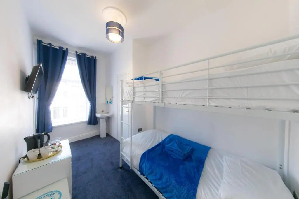 Economy Double room (twin beds)