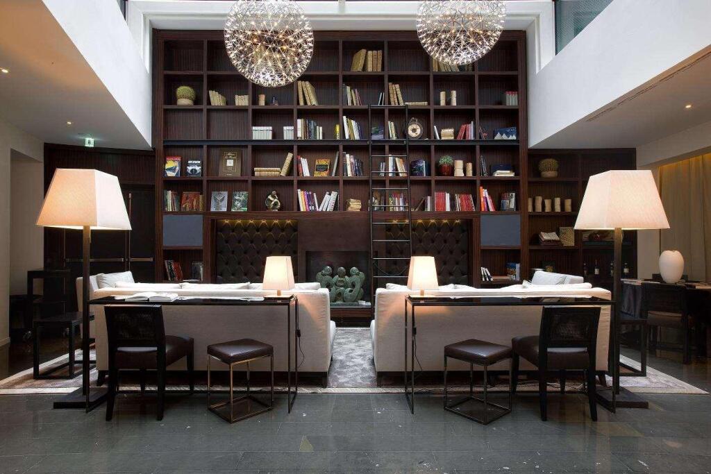 Hotel Milano Scala picture