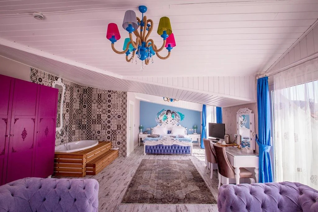 Limnades Hotel