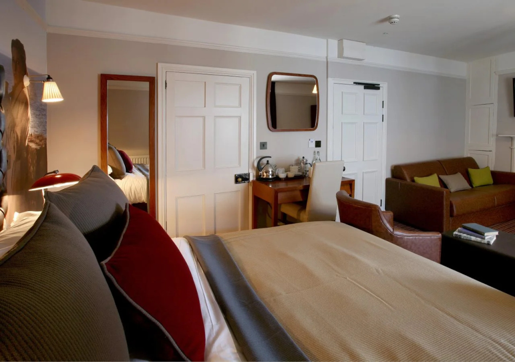 Bedroom