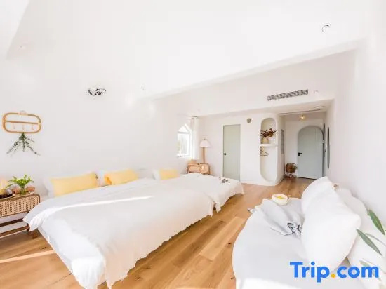 Standard Double room with pool view (twin beds)
