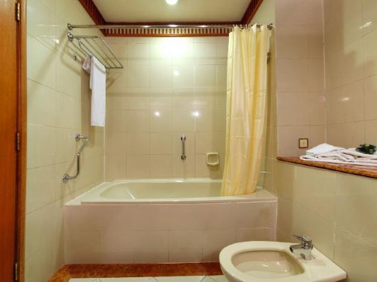 The Jesselton Hotel