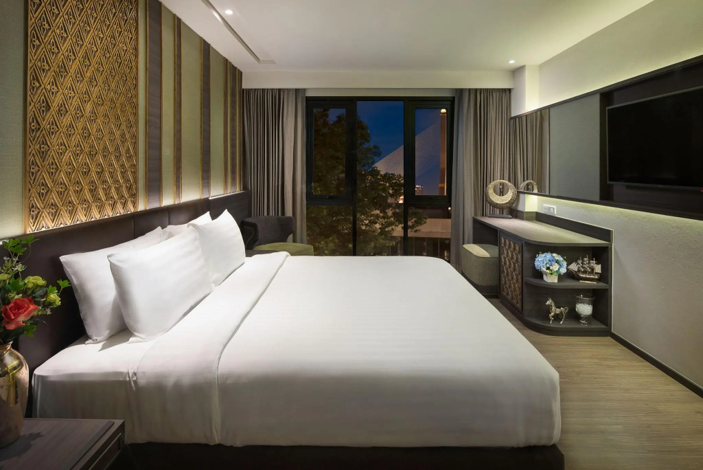 Deluxe Double room (full double bed)