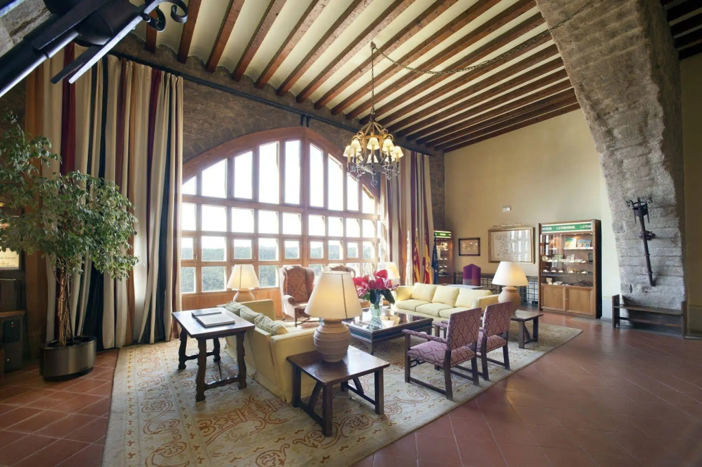 Parador de Cardona - Général