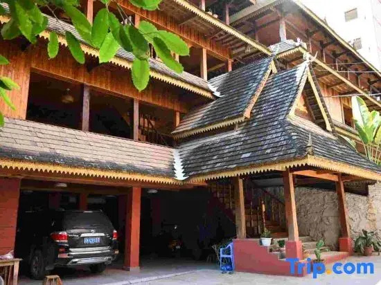 Jinghong Mankuang Daijia Chinese Inn