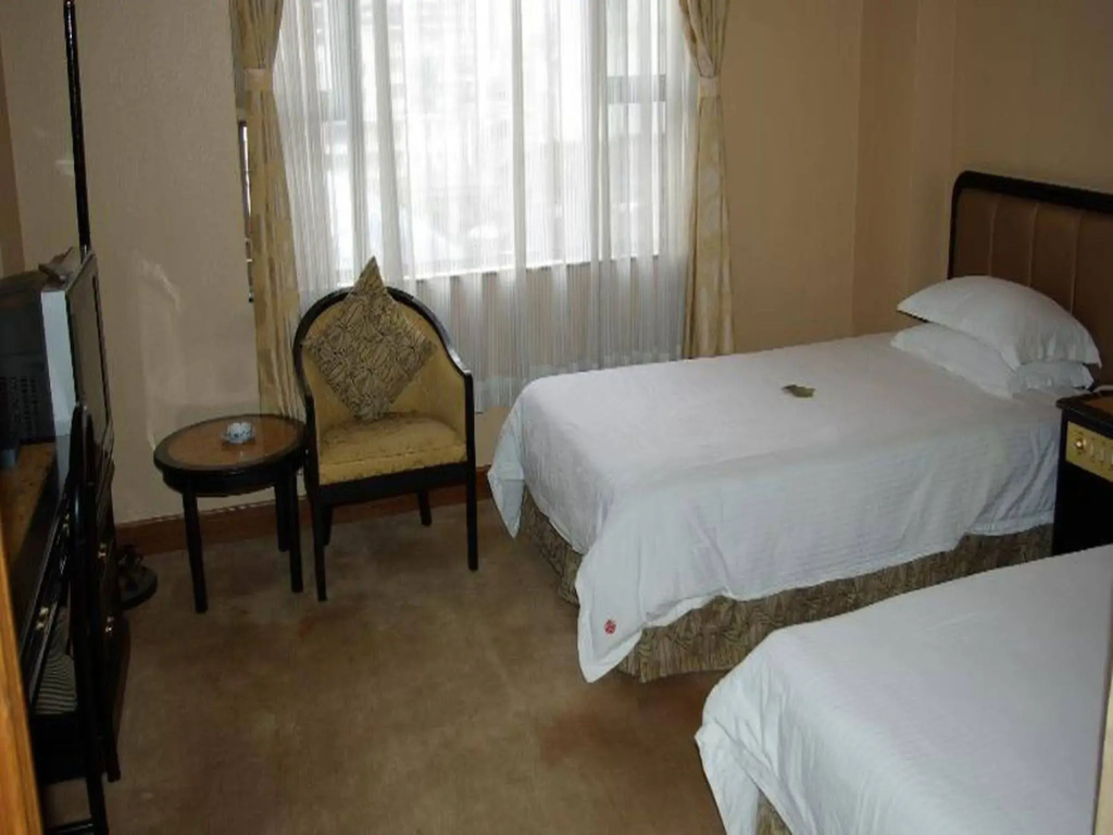 Aiqun Hotel Guangzhou - Free shuttle between hotel and Exhibition Center during Canton Fair — фото