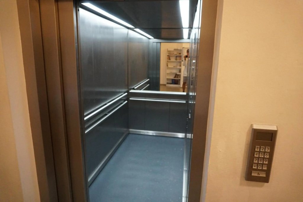 Hotel photo 12