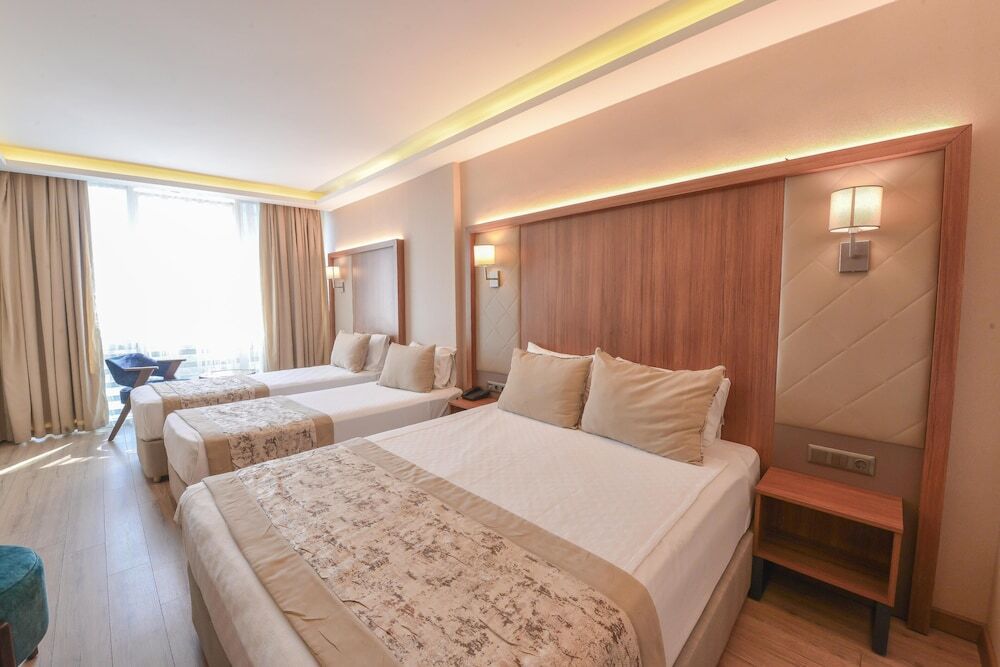 Istport Hotel (By Ostrovok