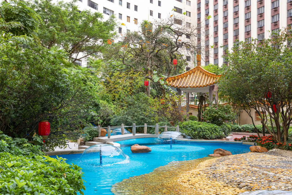 China Hotel - фото 31