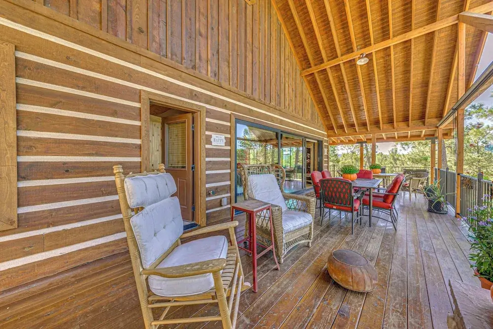 Scenic Ruidoso Escape w/ Hot Tub & Mountain View!