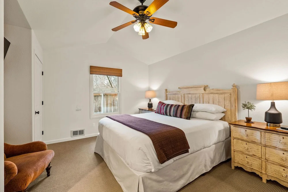 Double Cottage (full double bed)