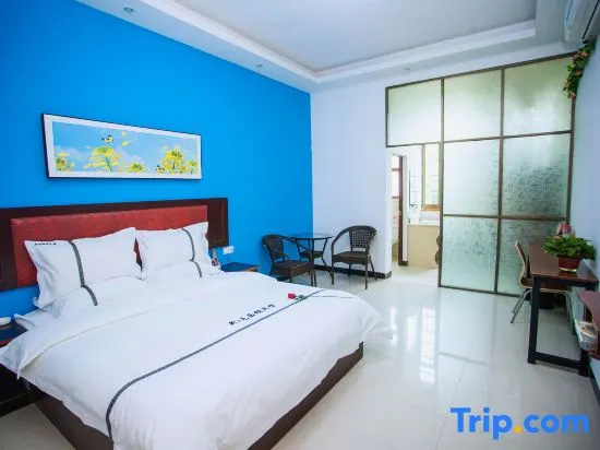 Deluxe Double room (full double bed)