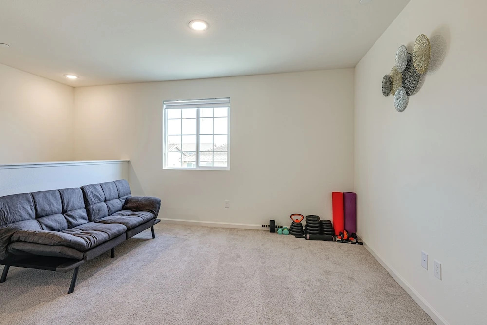 Spacious Family Home in Stockton - Pets Welcome! - фото 12