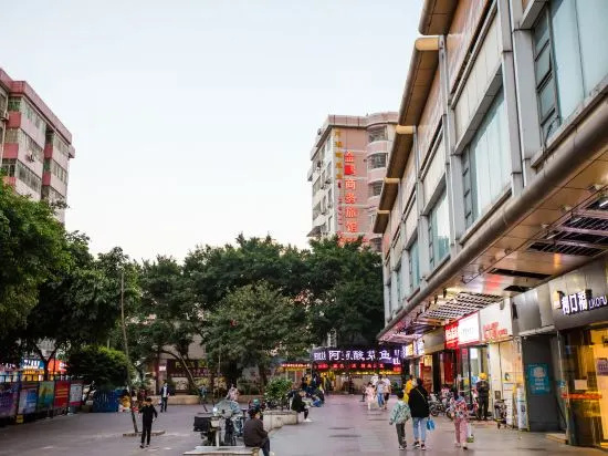 Yunji Hotel (Guangzhou Olympic Sports Center Dongpu Metro Station Branch) in Guangzhou