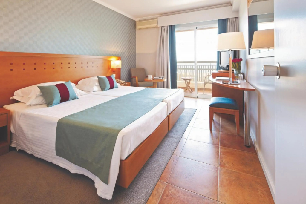 Ozadi Altura Beach Resort  - Général
