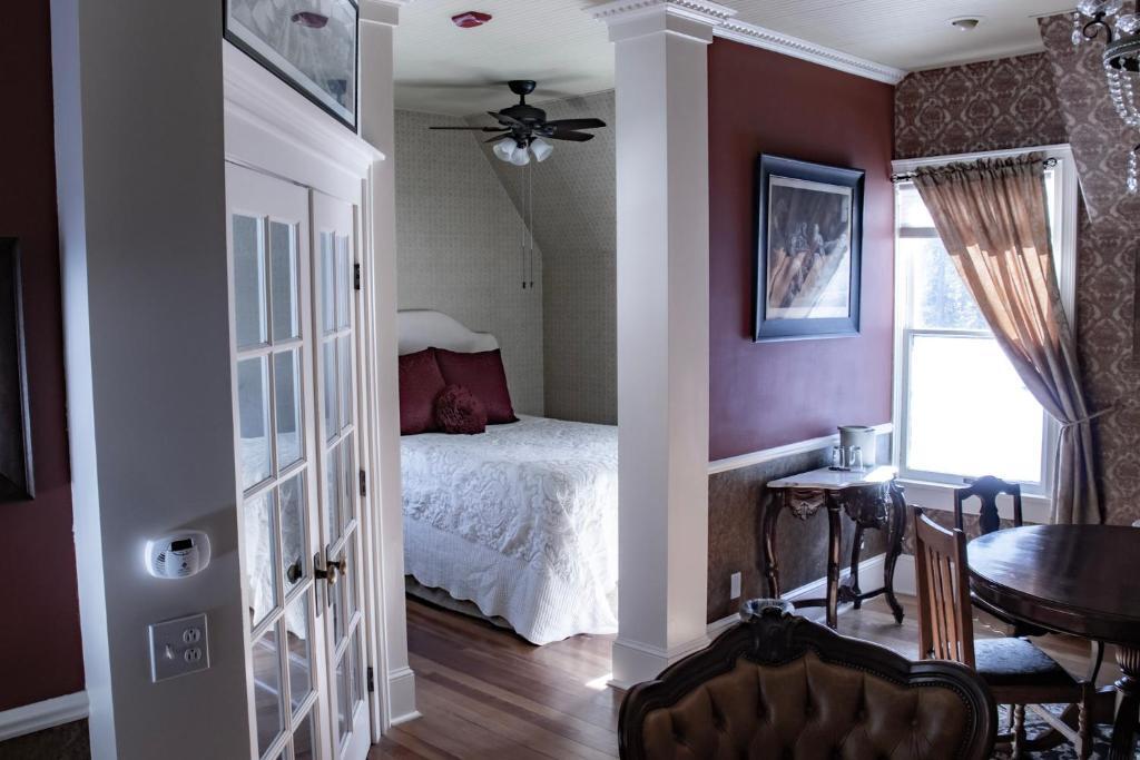 McCloud River Bed and Breakfast by null