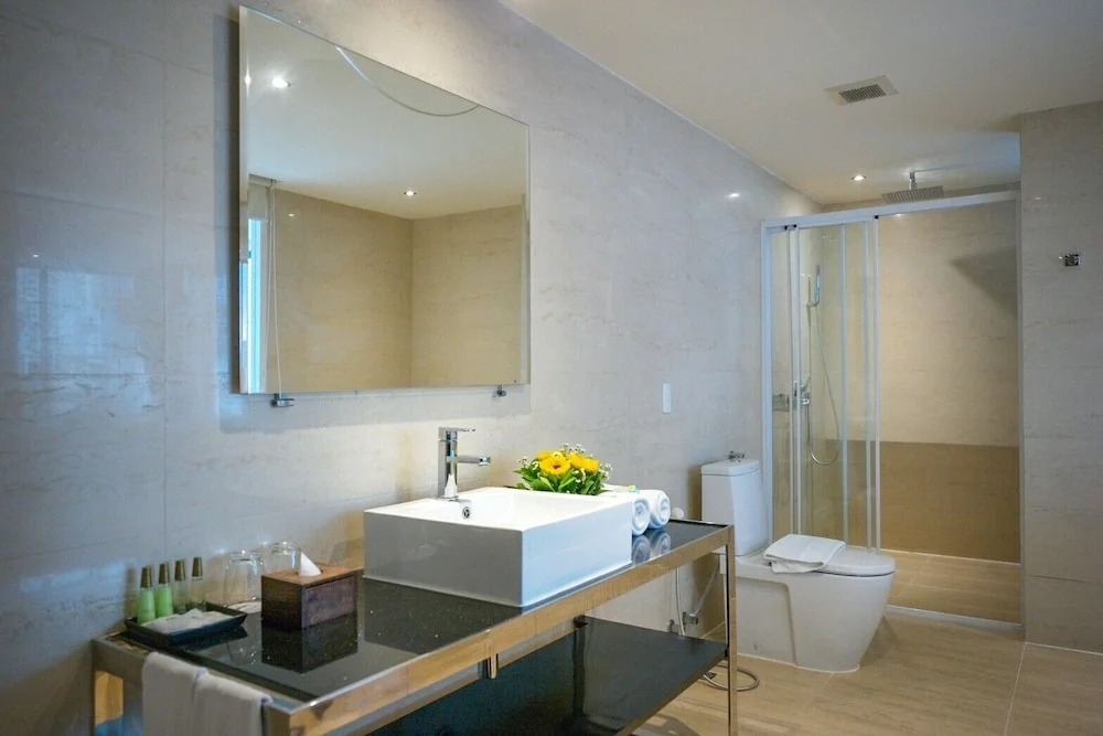 Люкс Deluxe в Hotel Mermaid Bangkok
