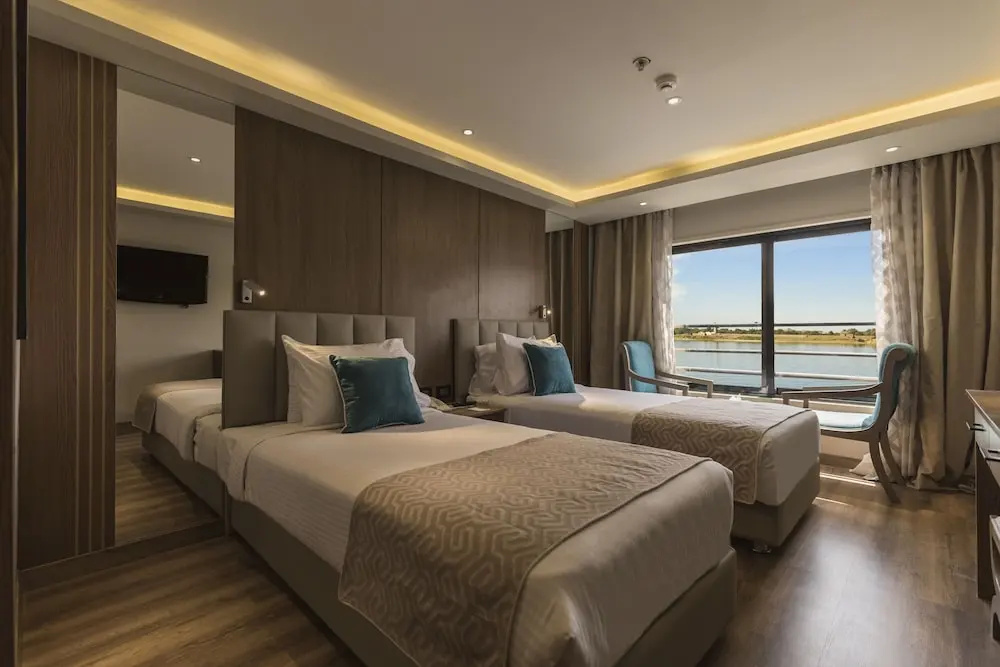 SUNRISE Semiramis II Cruise - Chambres
