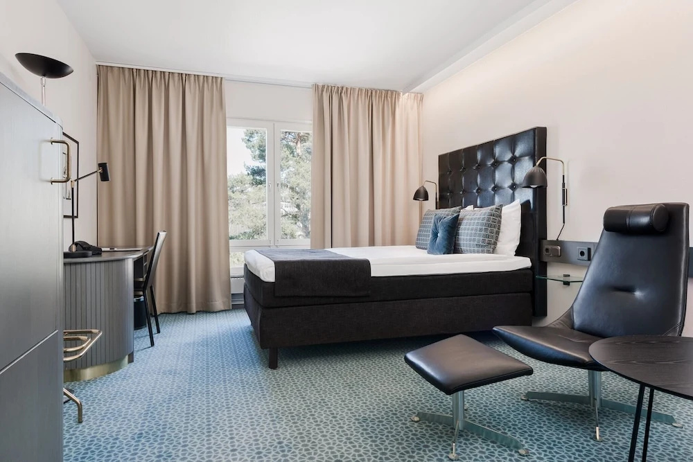 Economy room