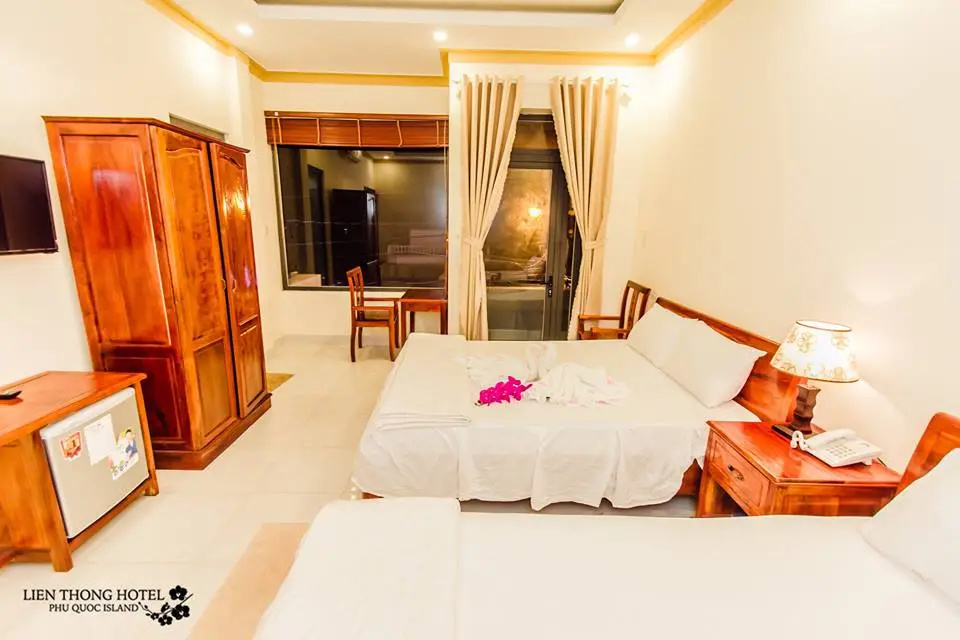 Lien Thong Hotel - Chambres