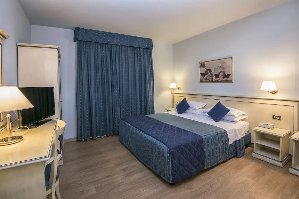Hotel photo 25