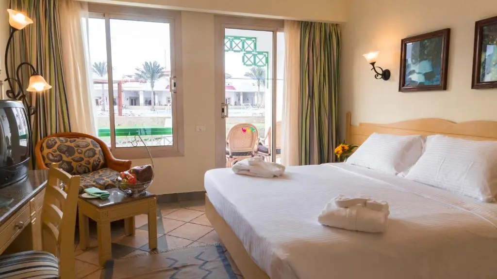 Invidia Coral Beach Tiran - Chambres