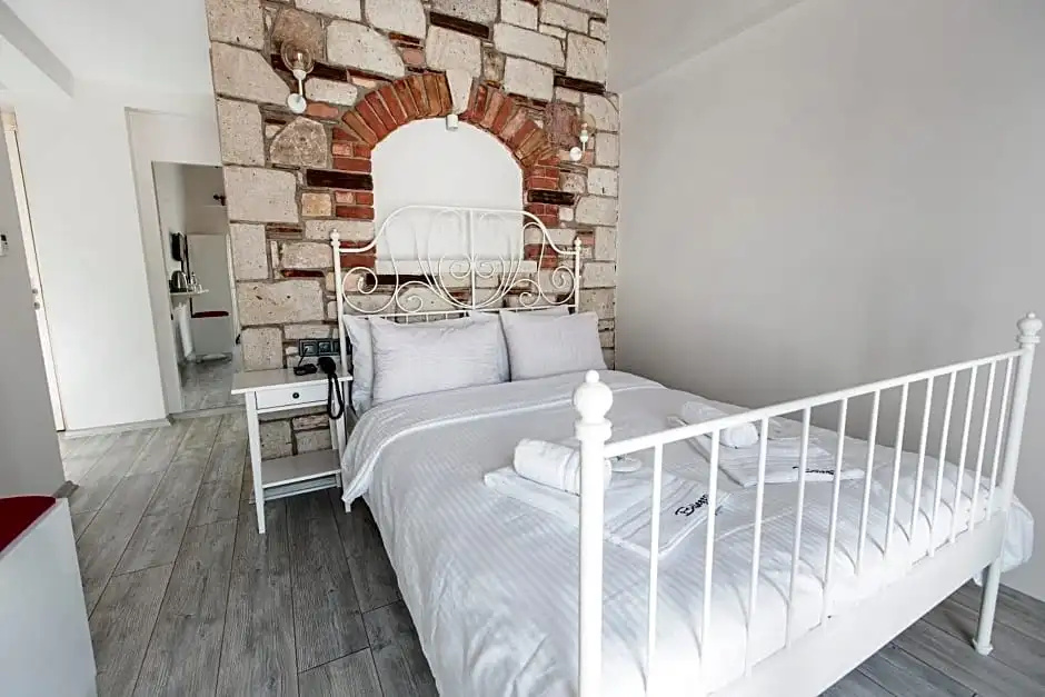 Superior Double room (full double bed)