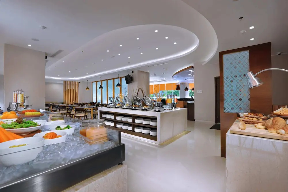 Hotel photo 12