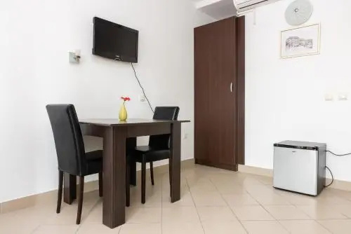5 Stars Hostel