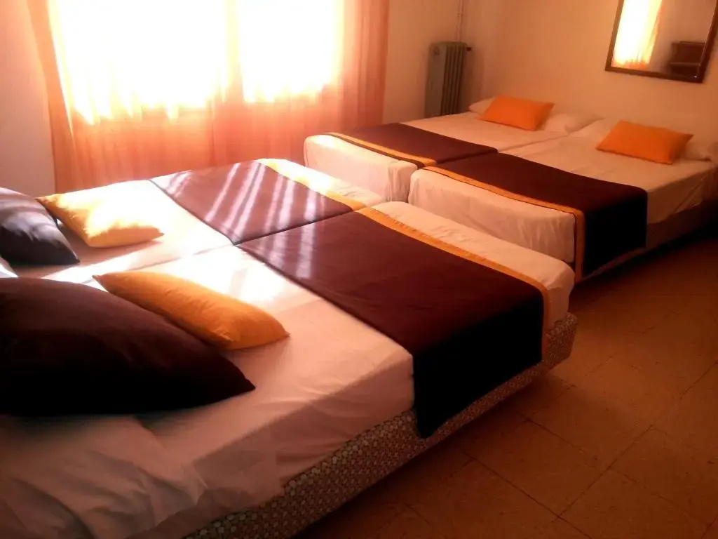 Hotel Hostal del Sol - Chambres